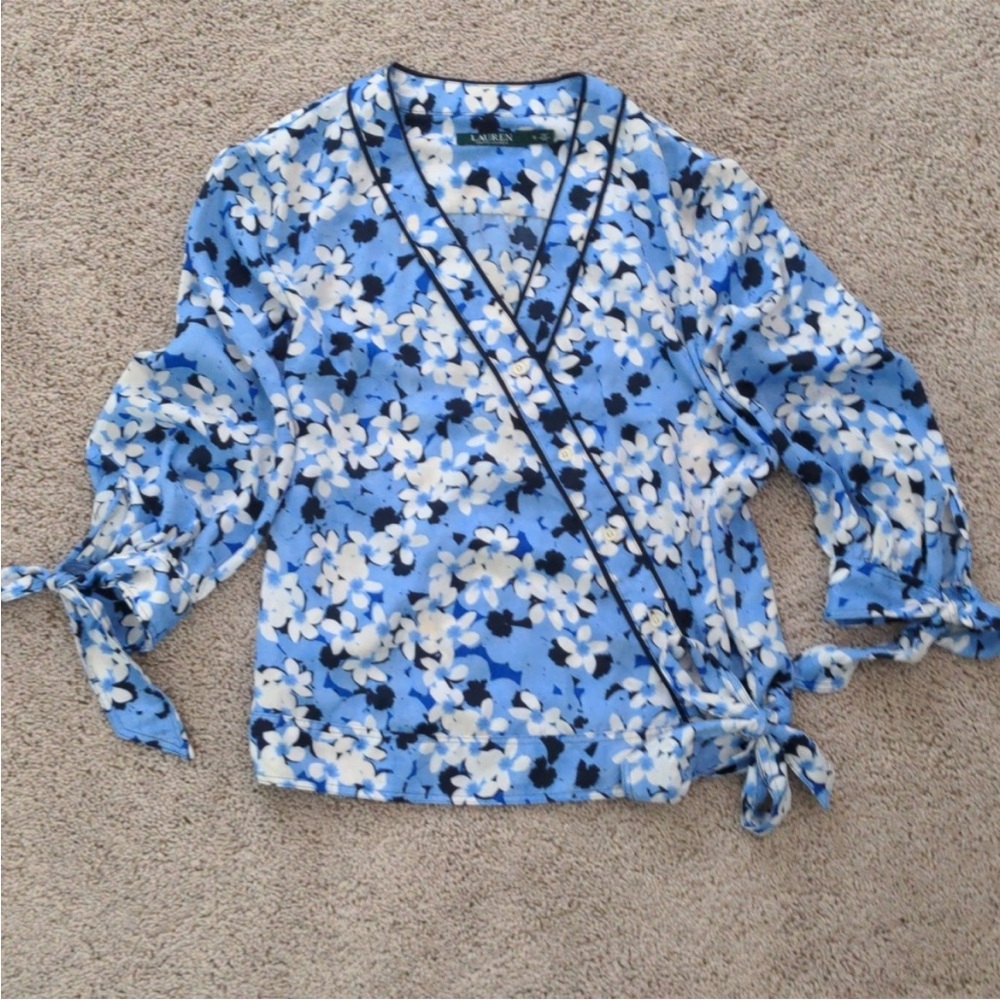 Ralph Lauren Blue and White Floral Top size S